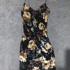 CHARLOTTE RUSSE MINI DRESS